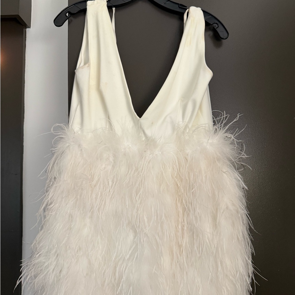Elegant White Feathered Dress CLUB L LONDON